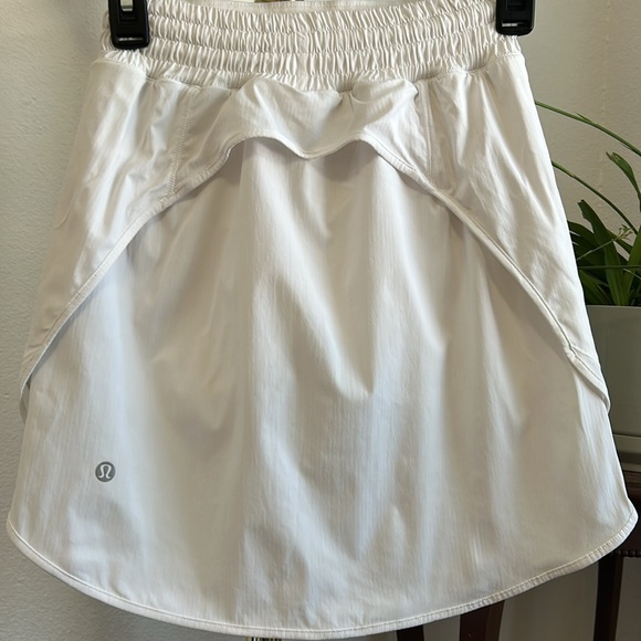 LULU LEMON white golf skirt - Picture 4 of 6